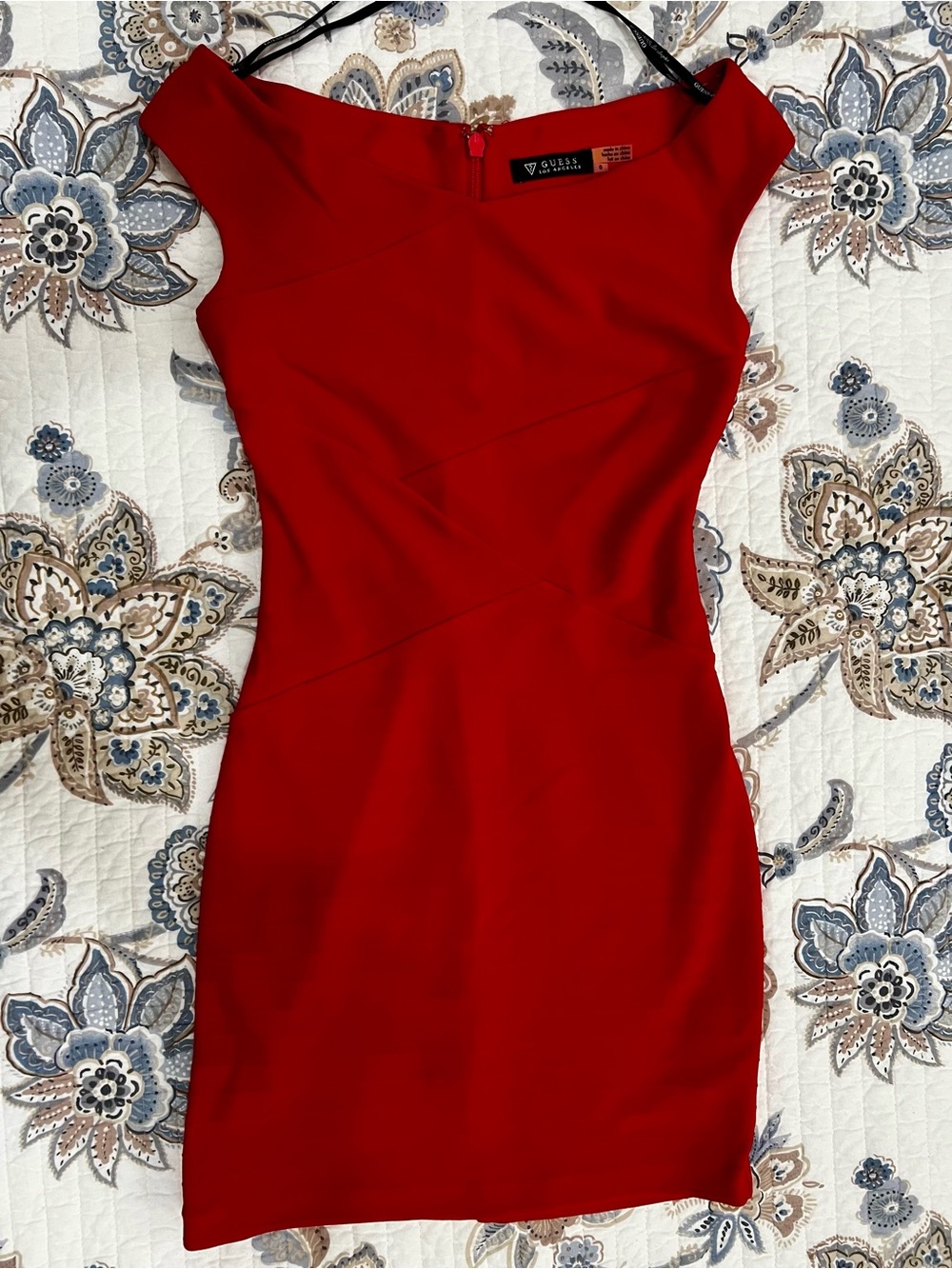 GUESS Red Off-Shoulder Bodycon Mini Dress